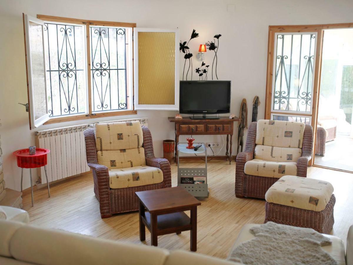 Holiday Home Torre Del Sol By Interhome 坎布里尔斯 外观 照片